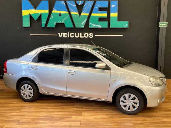 TOYOTA ETIOS 1.3 X 16V FLEX 4P MANUAL